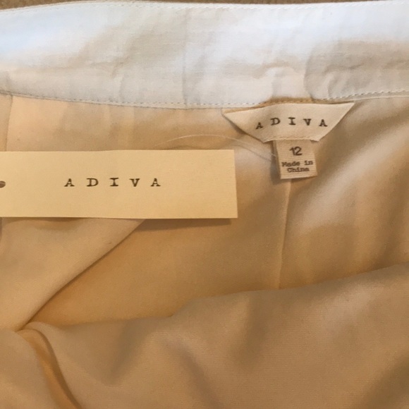 Adorable cream colored Adiva skirt - Picture 3 of 4
